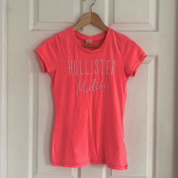 Pink Hollister t-shirt - Picture 1 of 3
